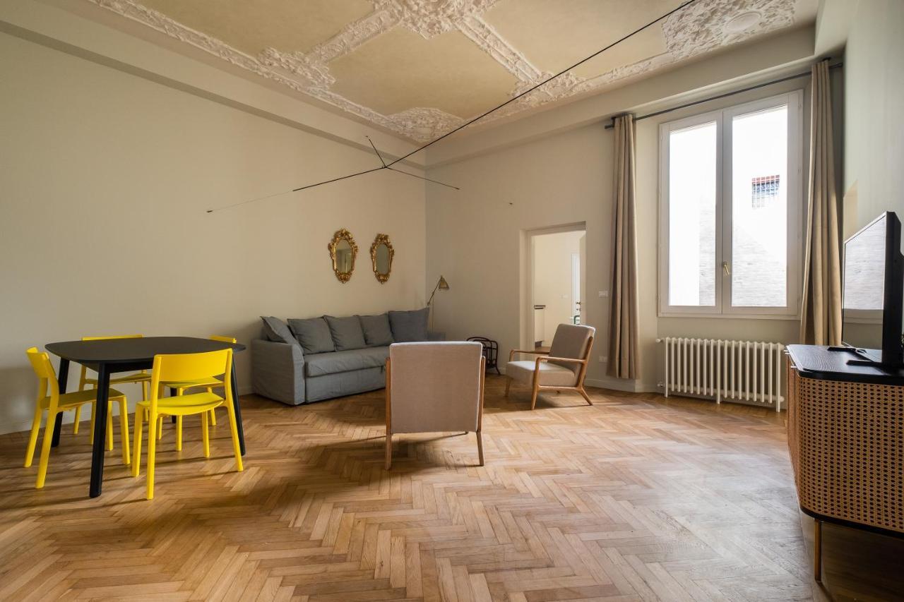 Appartamento D'Azeglio Nel Salotto Di Болоня Екстериор снимка